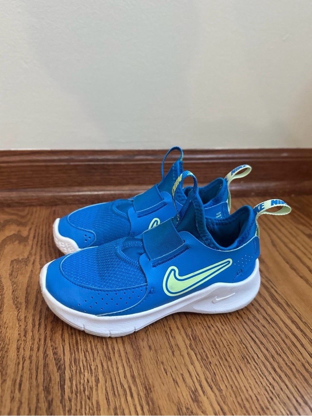 Nike Flexrunner 3 Slip On Shoes Boys 11C Blue
